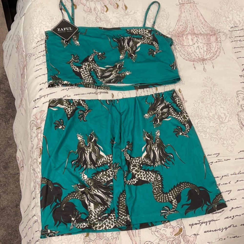 NWT Zaful 2 piece Set